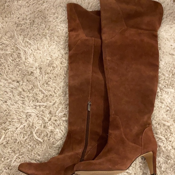 Boots - Picture 2 of 3